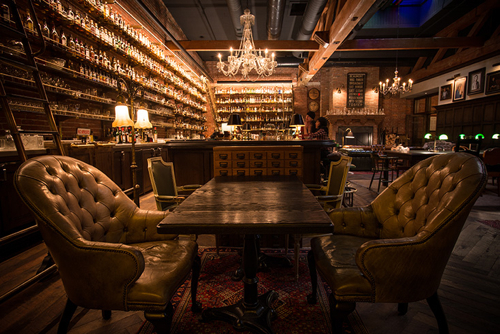 Multnomah_Whiskey_Library